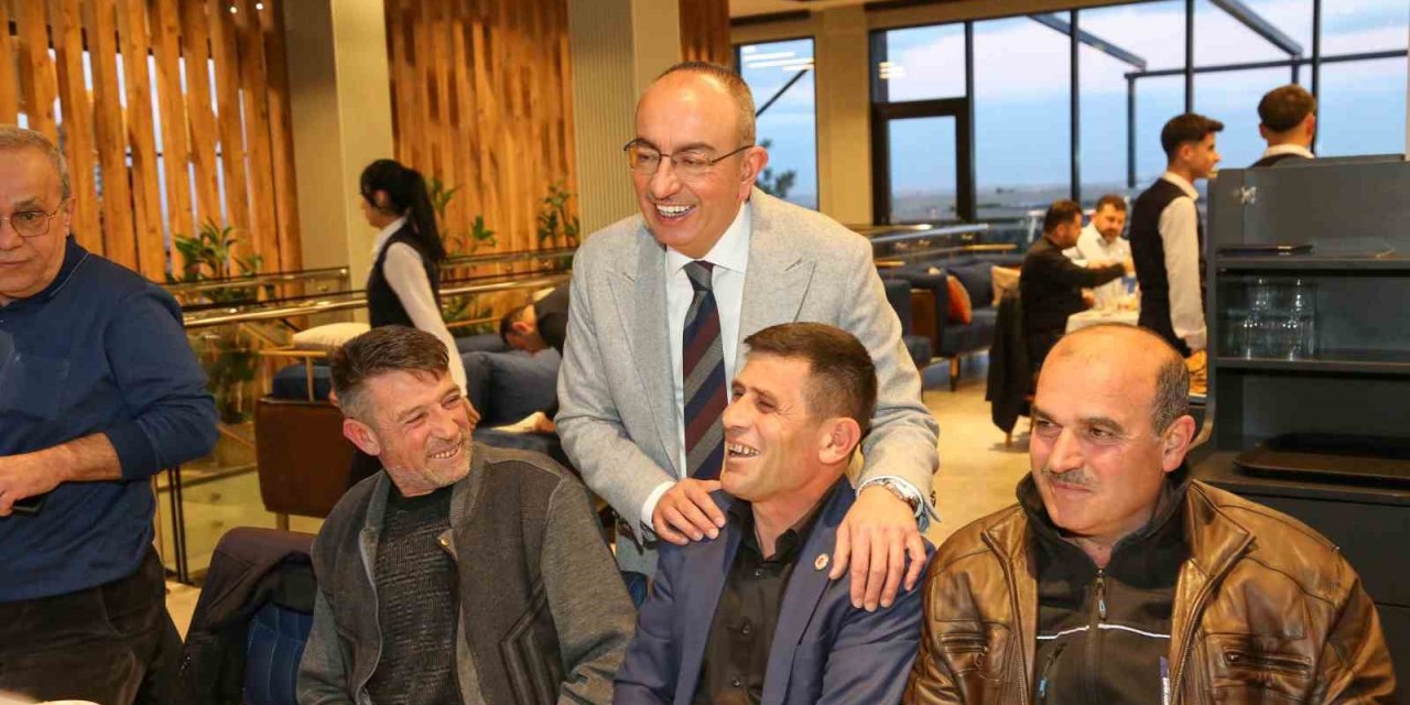 Kavuş muhtarlarla buluştu: Hedef daha güçlü Meram