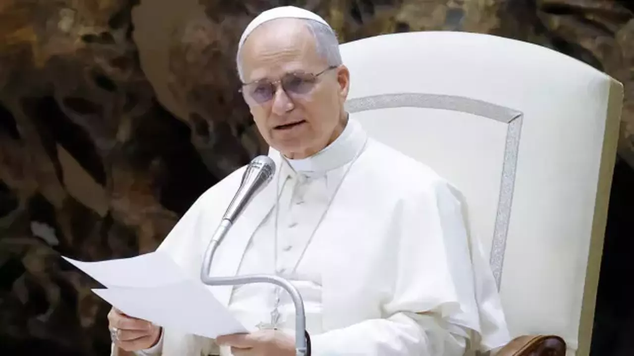 Papa kimseyi ikna edemiyor