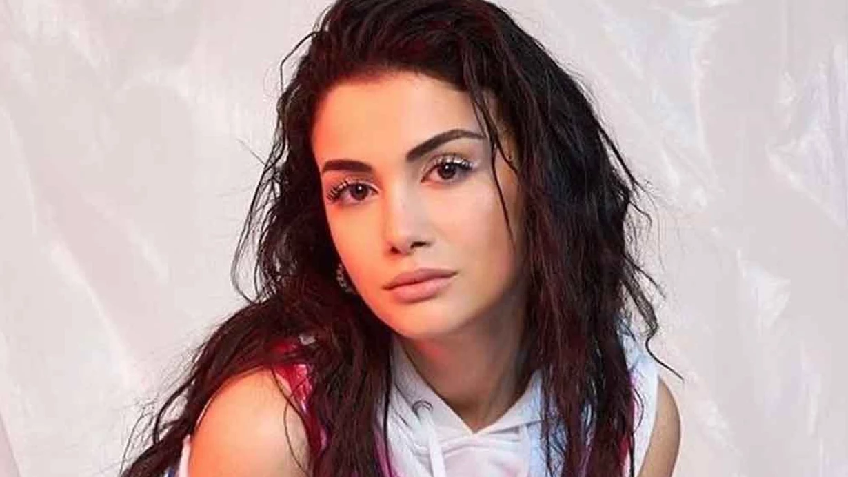 Ece Ronay'a TSK soruşturması