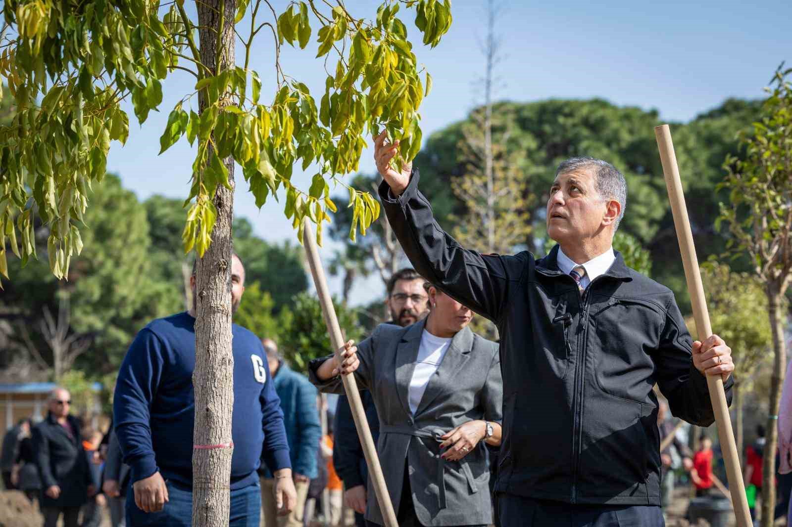 İzmir Külltürpark'ta 190 yeni akciğer