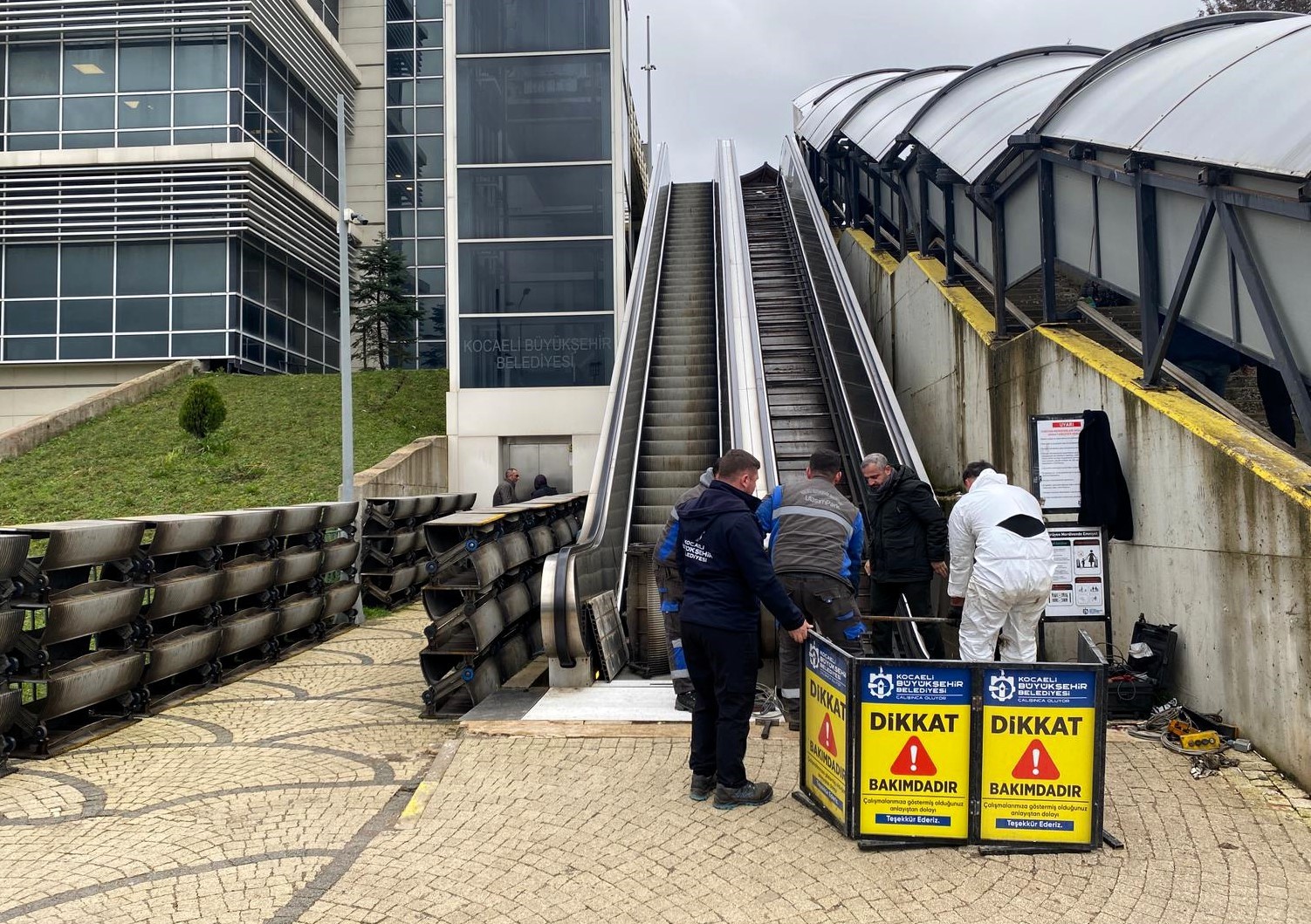 Merdivenler bakıma alındı