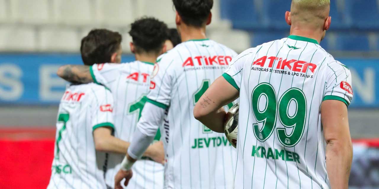 Konyaspor çeyrek final biletini aldı