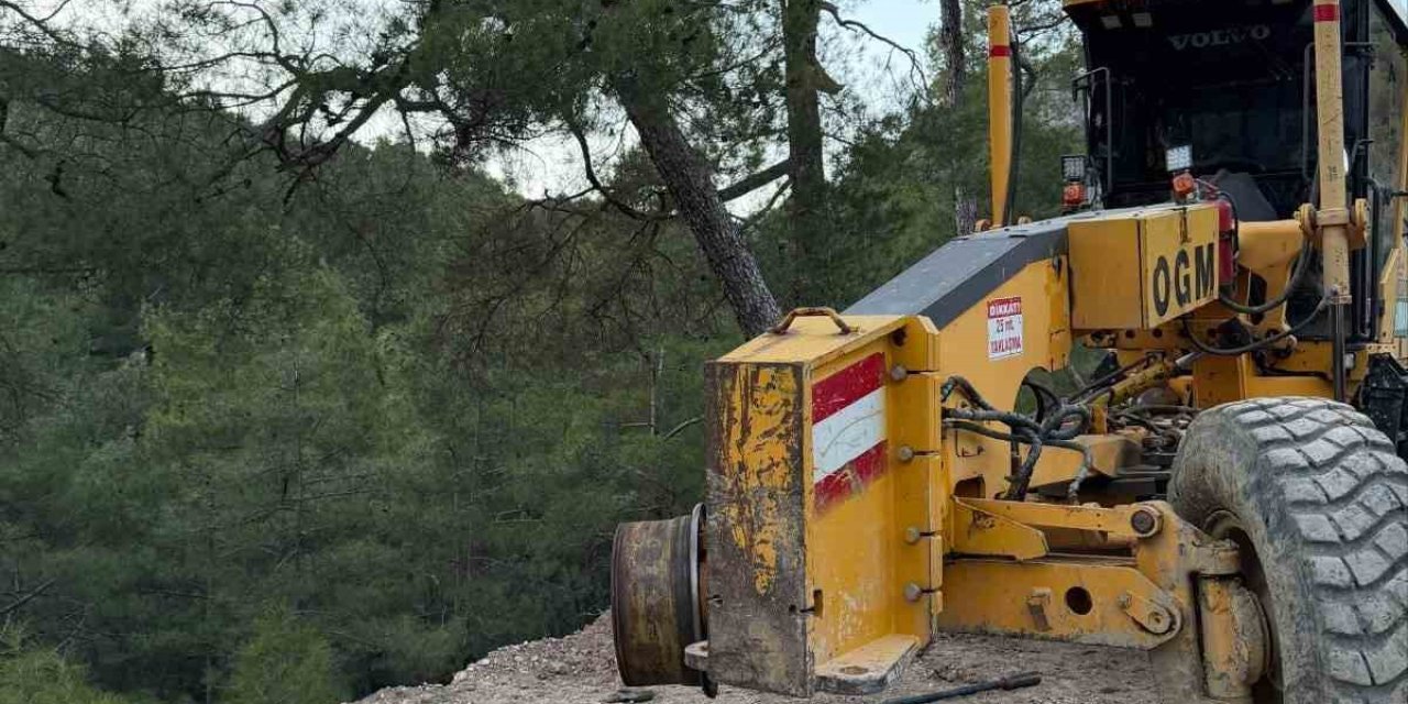 Aşırı basınç can aldı: Lastik çarpan kadın uçurumdan düştü