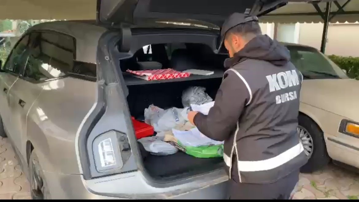 Bursa'da tefeci çetesi çökertildi! 4 ilçede operasyon