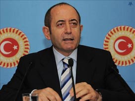 Hamzaçebi'den Başbakan'a bedelli eleştirisi