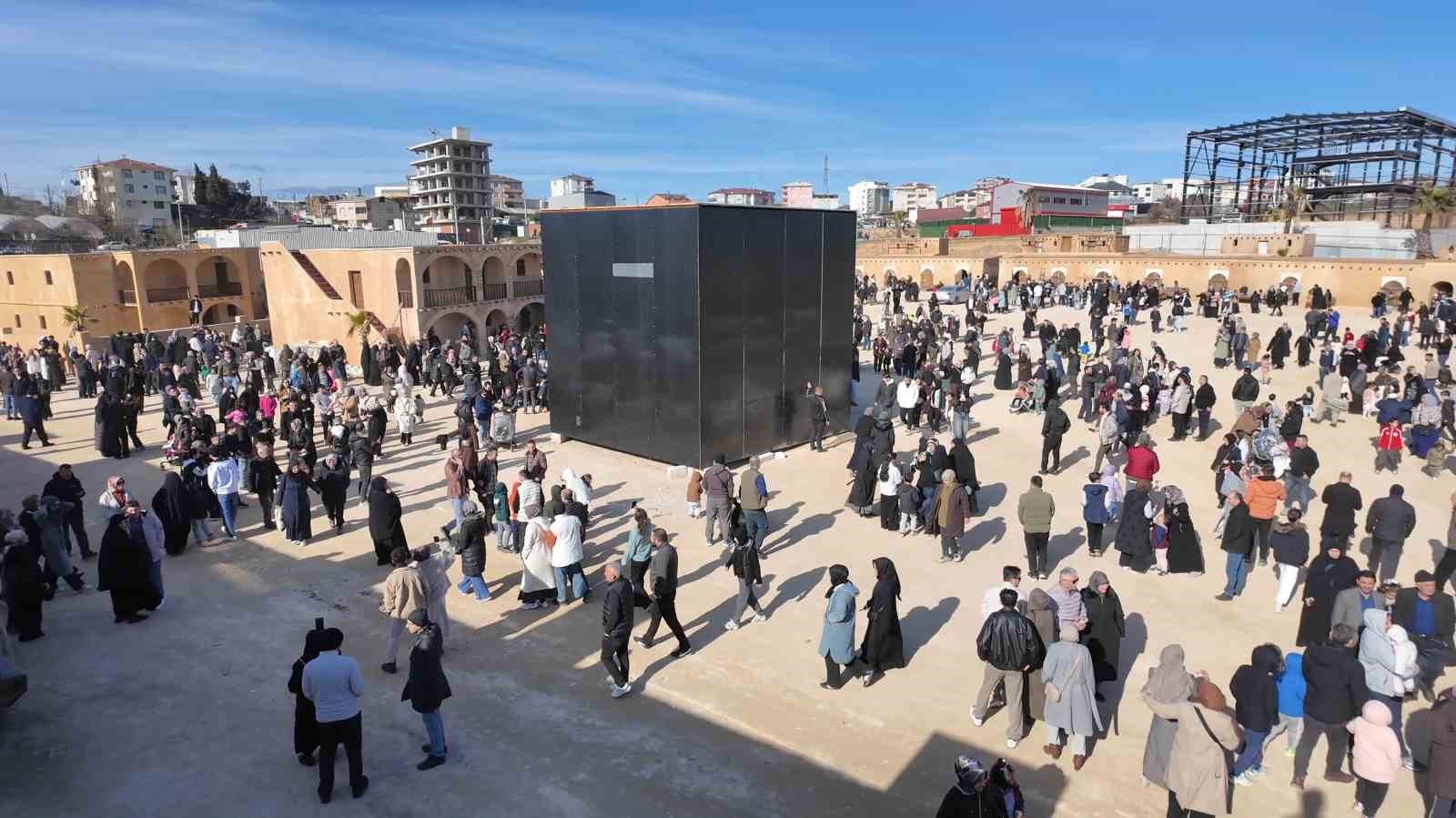 Mekke'yi Çayırova'ya taşıdılar! Yarım Hacı mı Olduk?