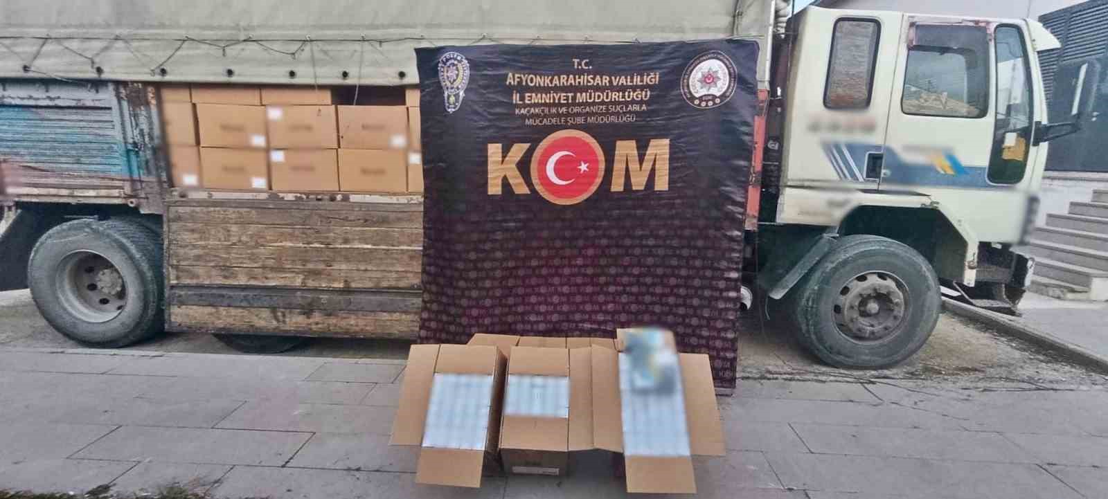 Bolvadin'den geçemedi! 4 milyon 100 bin adet yakalandı