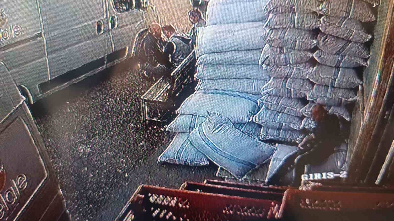 Çay içerken kalp krizi geçirdi