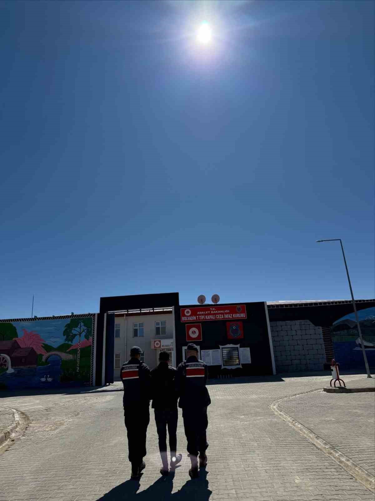 Bolvadin'de 1 kişiye daha cezaevi yolu göründü