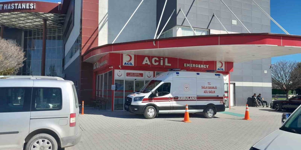 Karapınar’da yolun karşısına geçen yayaya motosiklet çarptı