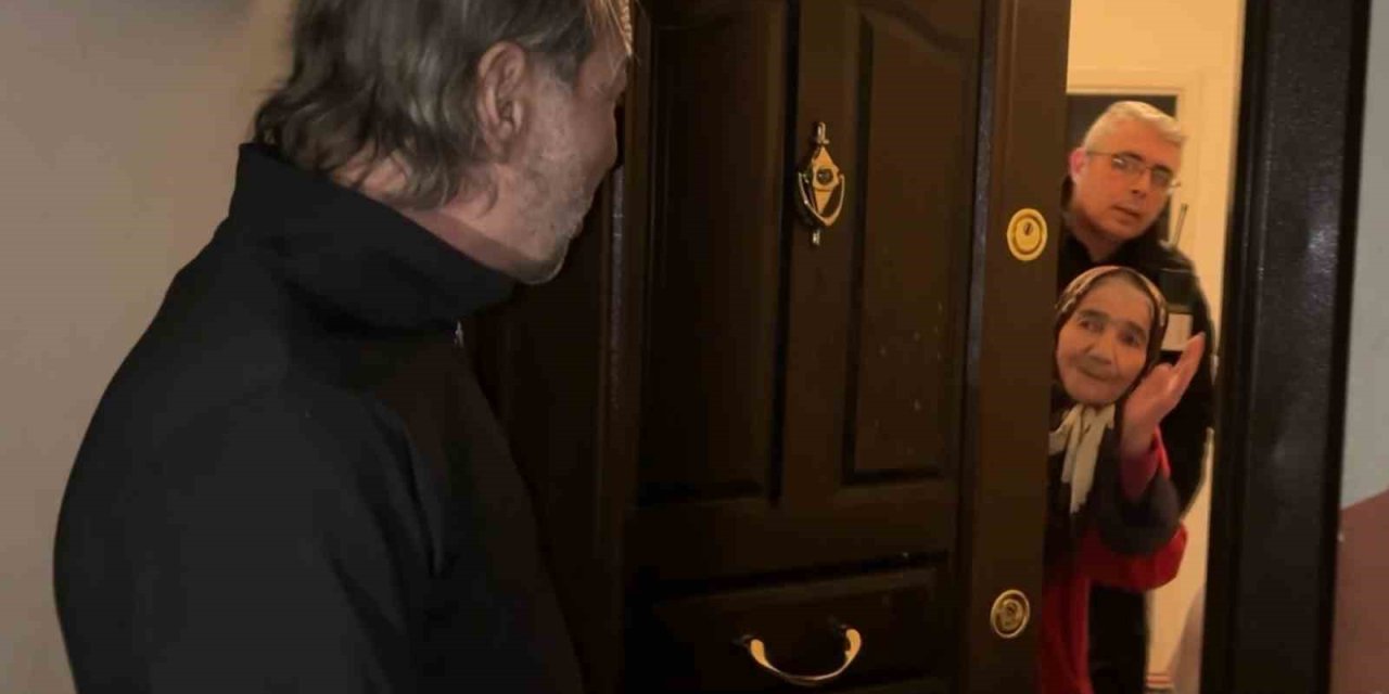 Alzheimer hastası anne oğlunu tanımadı, balkondan eve girdi