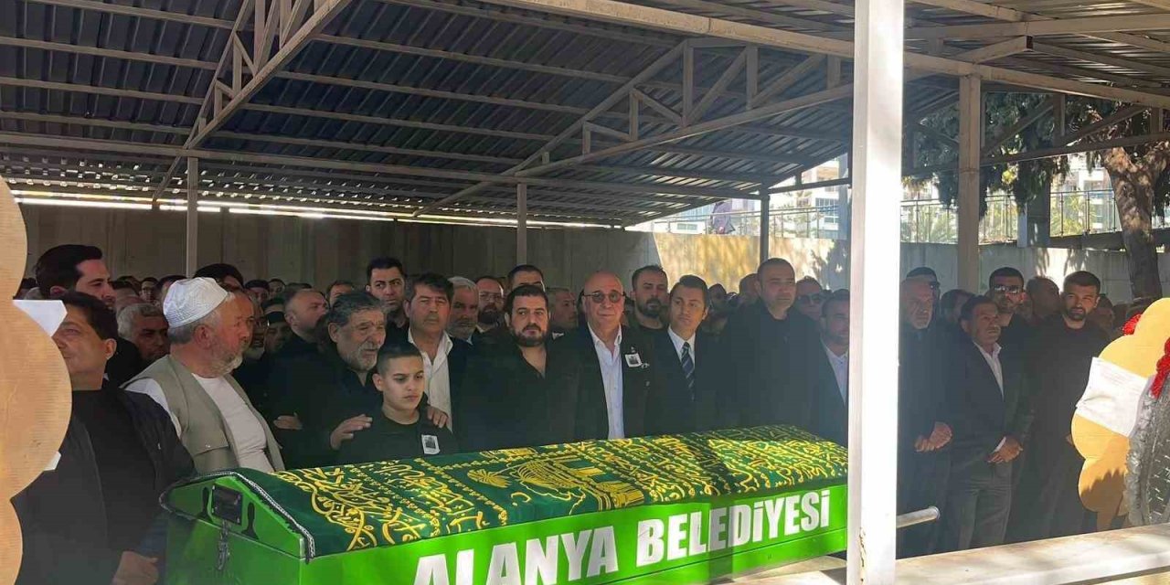 Zafer Partisi Alanya İlçe Başkanı son yolculuğuna uğurlandı
