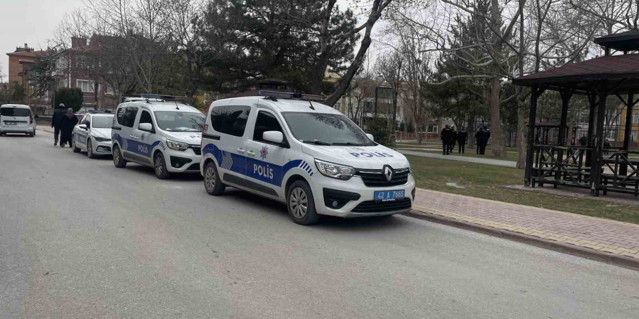 Konya’da parkta kavga büyüdü! 17 yaşındaki genç bıçaklandı