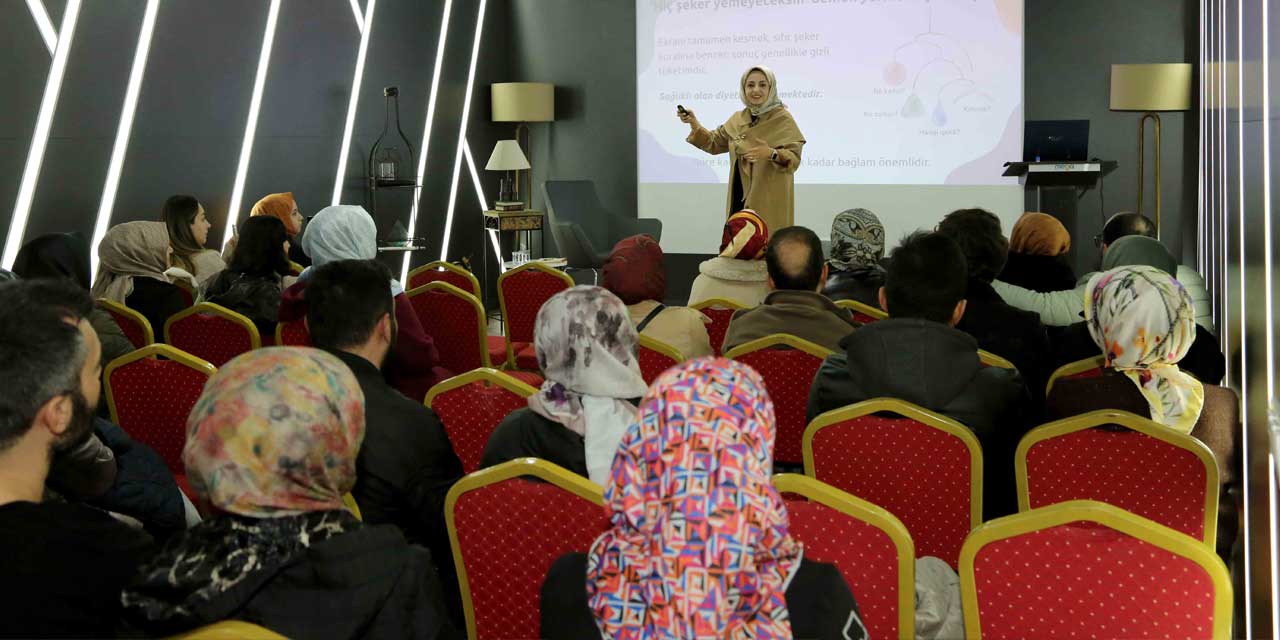 MEGA’da Dijital Çağda Ebeveynlik Anlatıldı