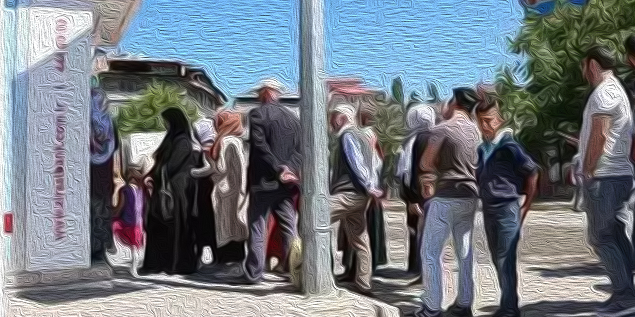 Konya’da para bitti! Bayram öncesi uzun kuyruklar oluştu