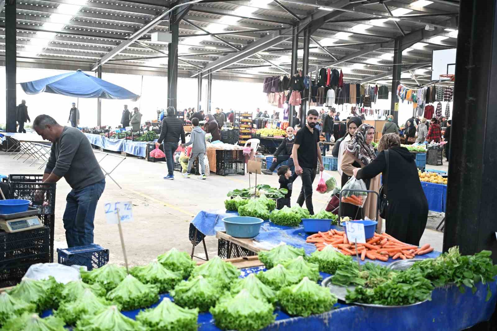 Kartepe’de pazar takviminde geçici düzenleme