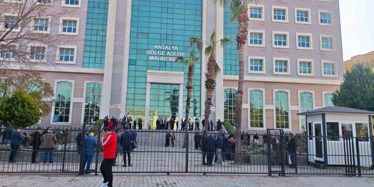 Antalya Büyükşehir Belediyesi davasında ara karar açıklandı