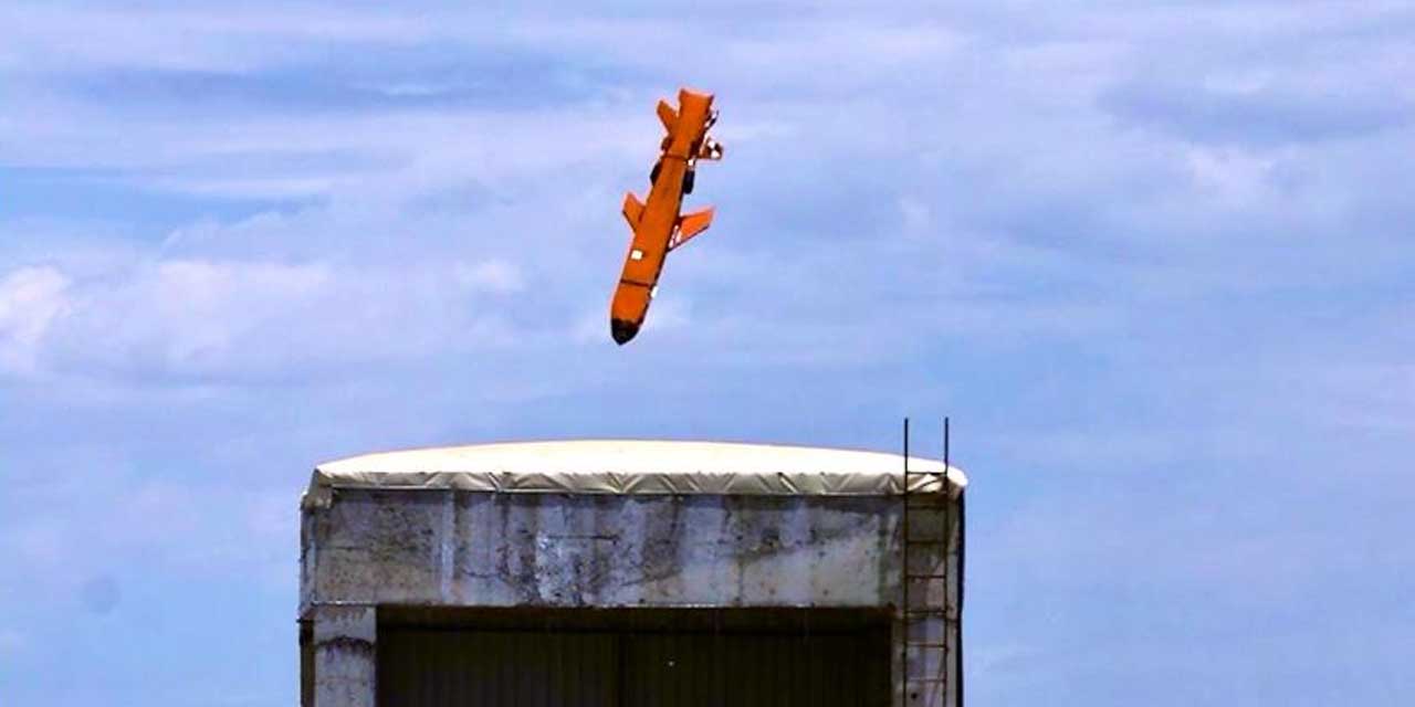 Türkiye’den gövde gösterisi! SOM-J hedefi nokta atışı vurdu