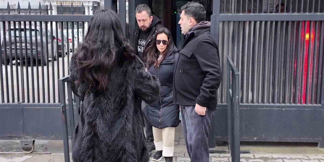 Erol Köse’nin cenazesini kızı Dijan aldı