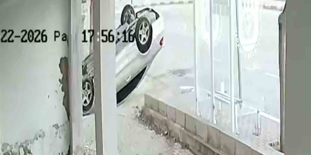 Karaman’daki maddi hasarlı kaza kamerada