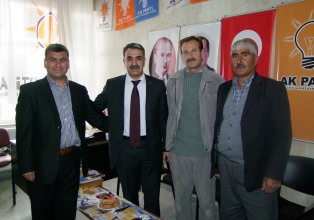 Aday adayı Ağralı ilçelere çıkarma yaptı