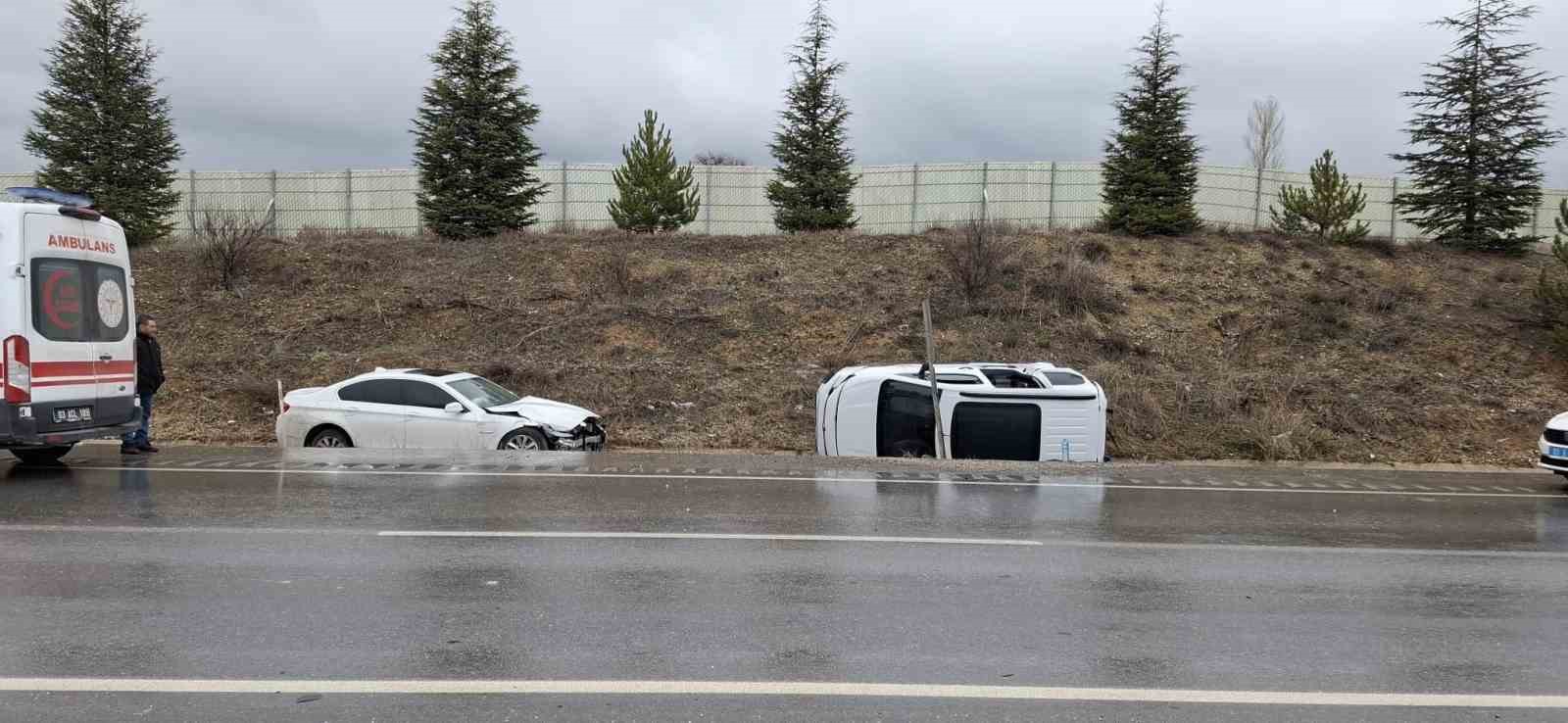 Afyon'da 6 kişi bu kazada yaralandı