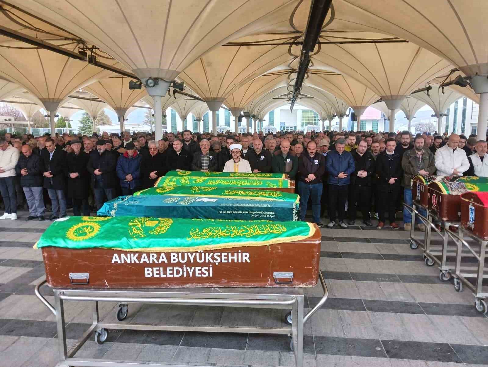 Ankara acı veda! Baba ve kızı toprağa verildi