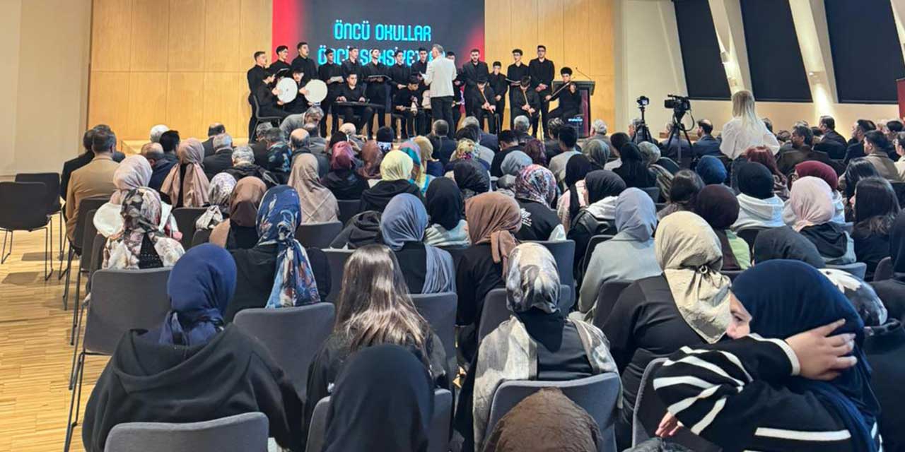 1951 Ruhu Konya’da: Öncü Okullar ve Şahsiyetler Buluşuyor