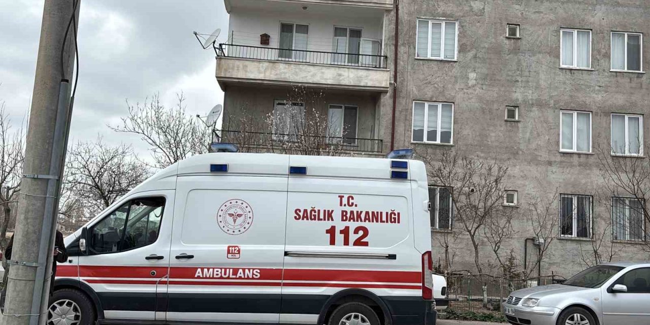 Kızı ve damadı tarafından evinde ölü bulundu