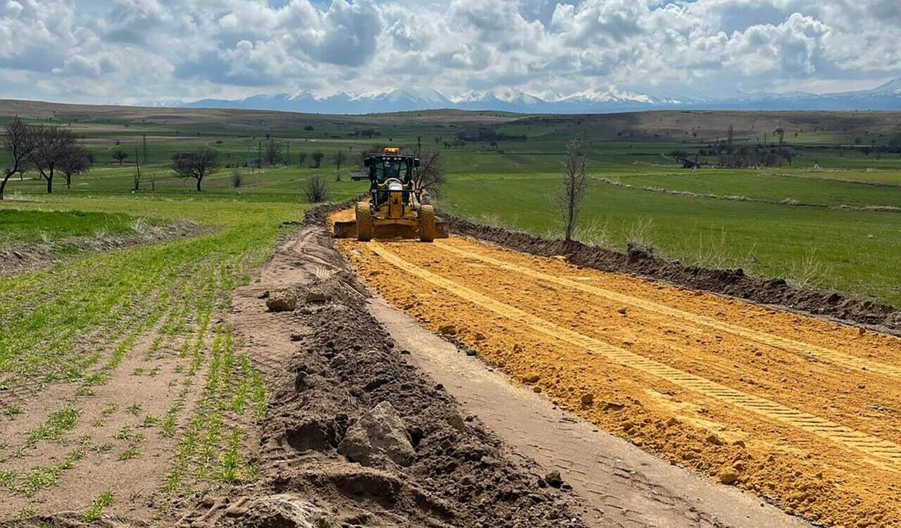 Kış bozdu İl Özel İdaresi Yapıyor