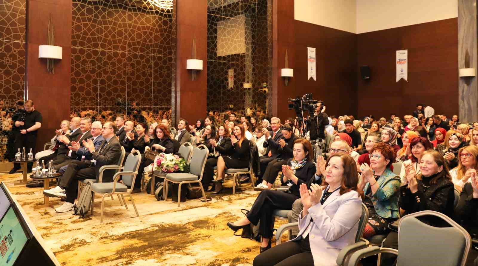 Konya'da Büyük Buluşma! Çocuk Sağlığı İçin Üçlü Kongre