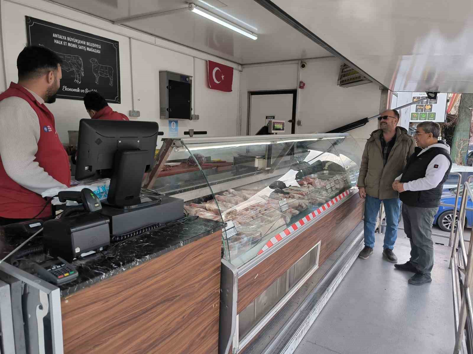 Antalya'da bu tırı gören eti ucuza alıyor! ANET Tırı nerede?