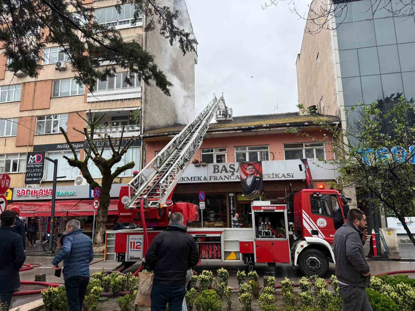 Kocaeli'de meşhur fırında yangın