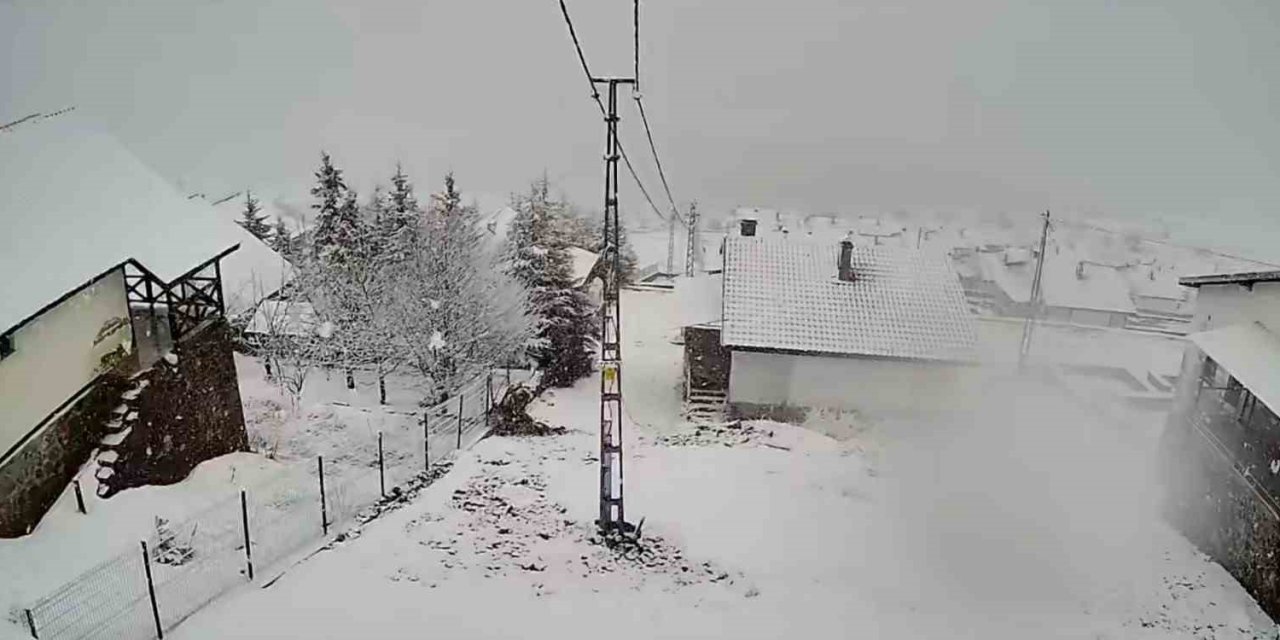 Beypazarı beyaza büründü