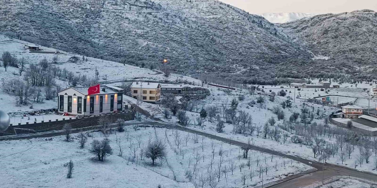Hadim Mart Sonunda Beyaza Büründü