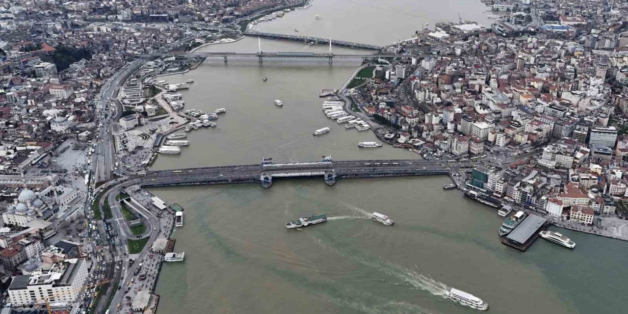 İstanbul Boğazı, Ganj Nehri'ne döndü
