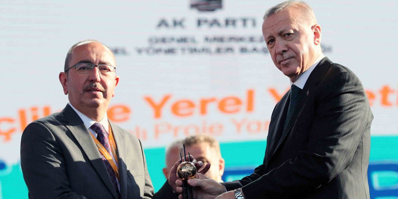 Meram'da ilkleri yapıp iki dönemdir başkanlık yapıyor