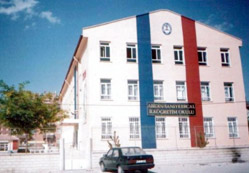 Özel okul gibi devlet okulu