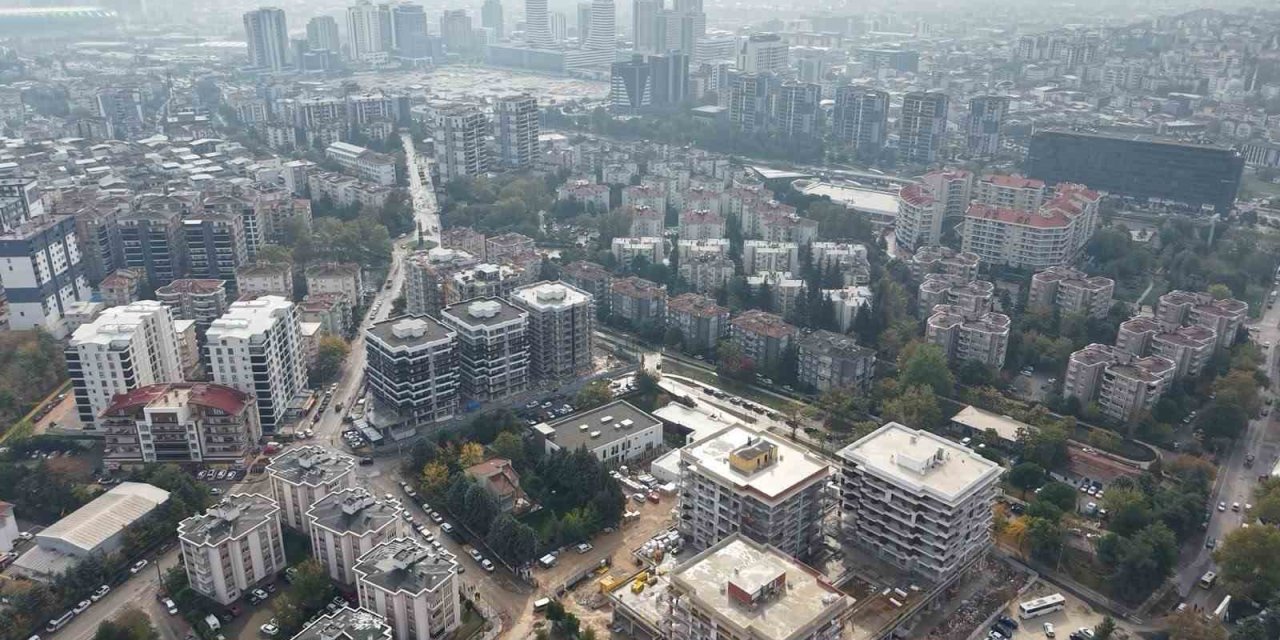 İnşaat Maliyetlerine Savaş Darbesi: Konut Fiyatlarında "Hürmüz" Alarmı!