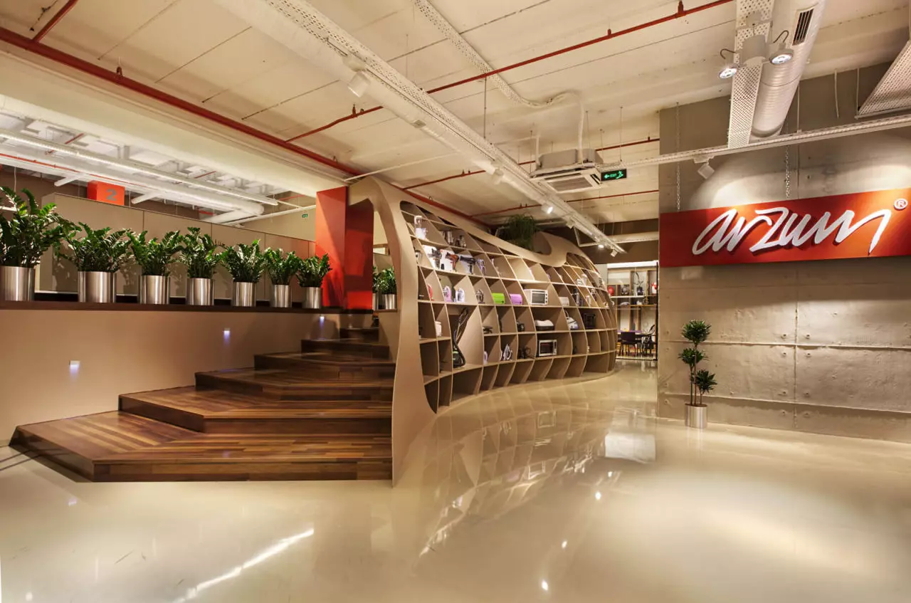 Her evde var ama artık tek başına değil