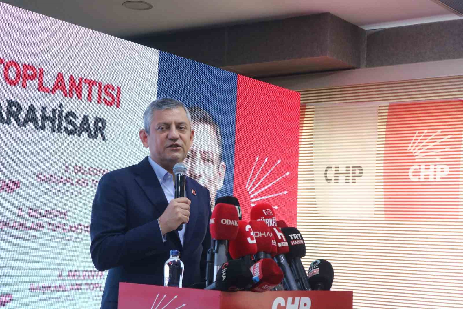 Özkan Yalım'ın hesabını hükümete sordu