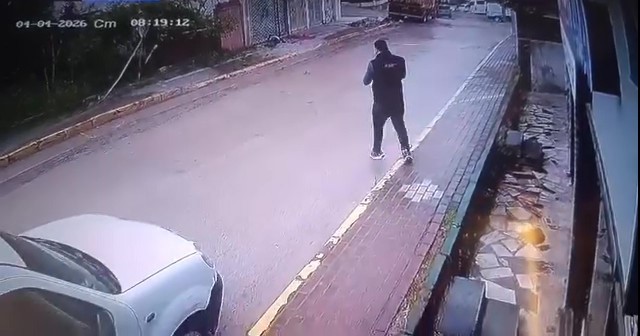 Yaşlı adam kamyonun altında kalıp can verdi