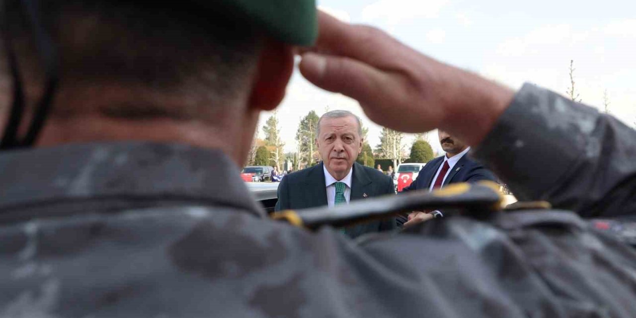 Türk Polisi 181 Yaşında: "Ay Yıldızın Gölgesinde Biriz"