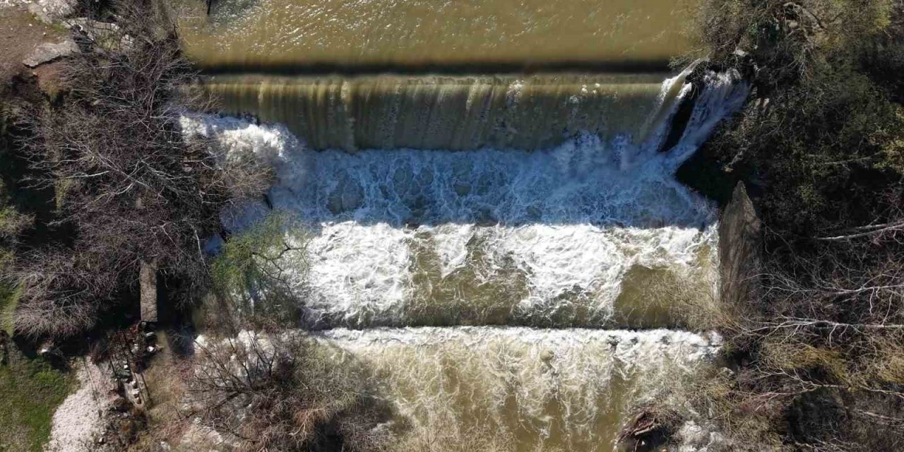 Bir şehirde daha baraj kapakları açıldı