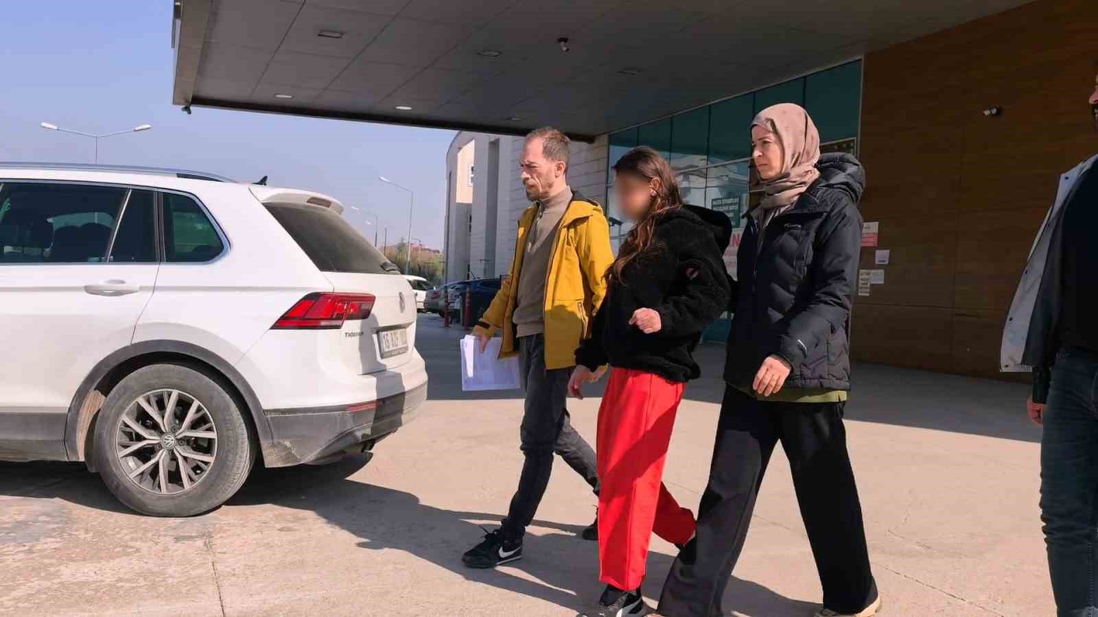 Bursa'da genç kızların kavgası adliyede son buldu