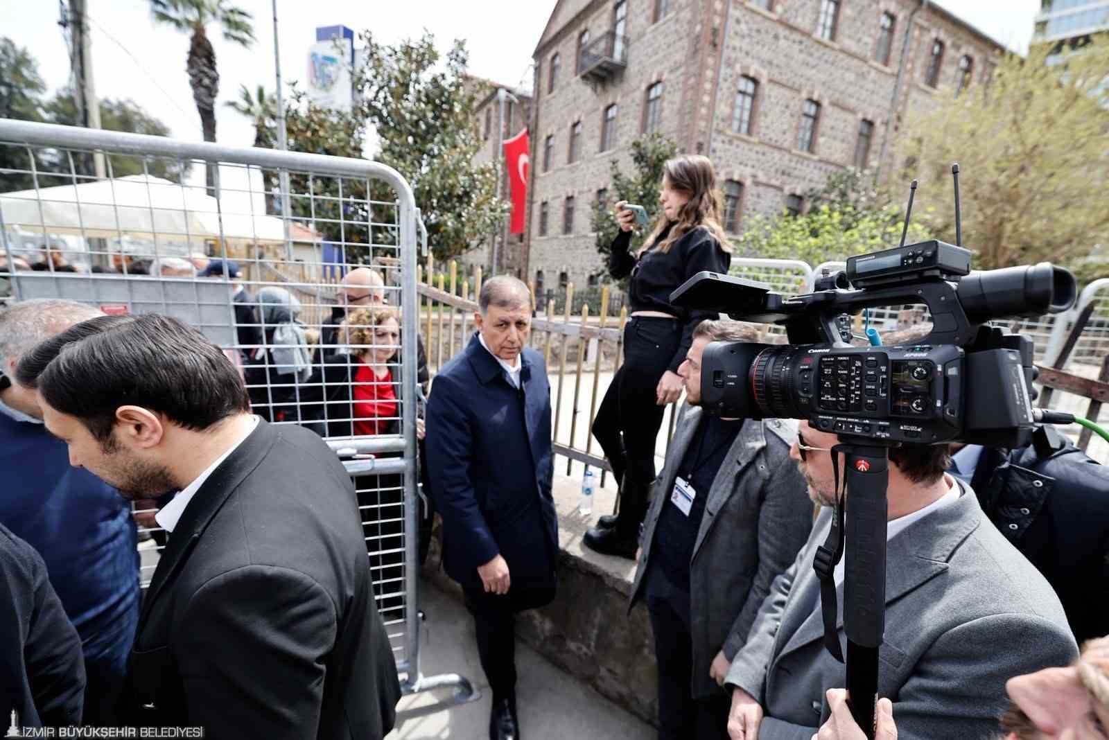 İşi gücü bıraktı Meslek Fabrikası'nda nöbette