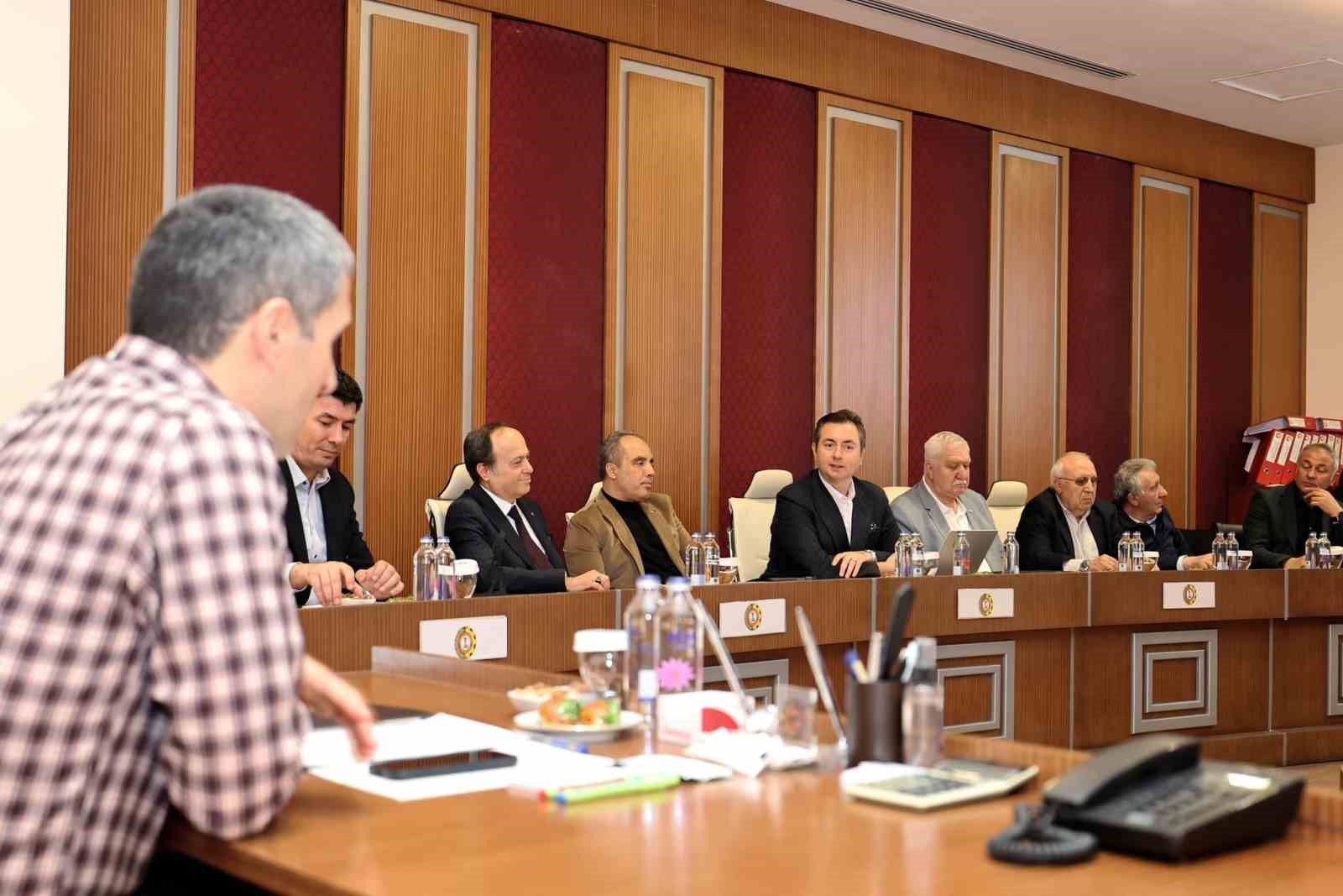 Afyon bu ürünüyle kafaya oynuyor! İmzalar atıldı