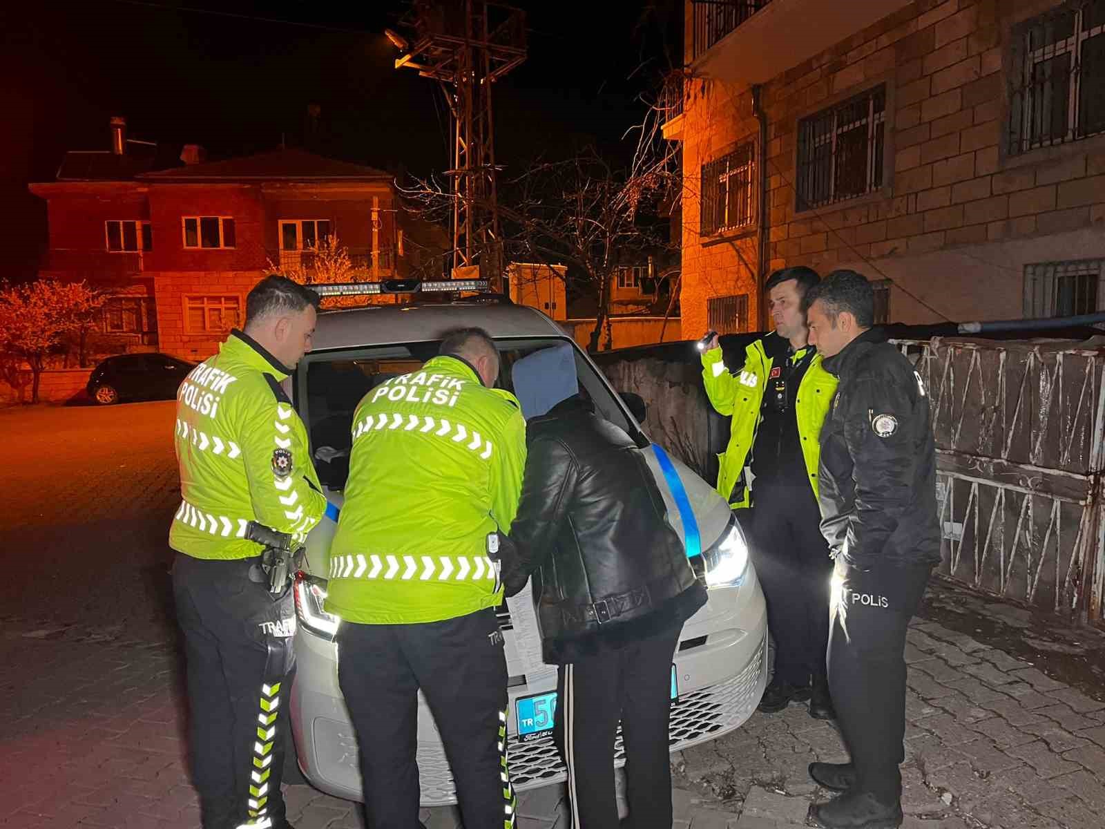 Nevşehir'de Alkollü Sürücü Dehşeti: Kaçtı Ama Yakayı Ele Verdi!