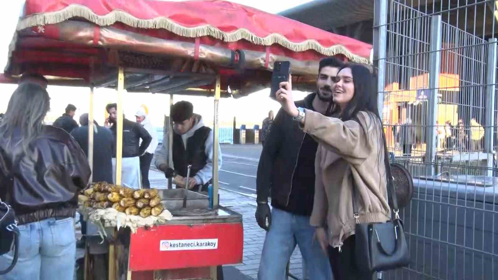 Karaköy’ün Sosyal Medya Fenomeni: Mısırcı Alper Temel
