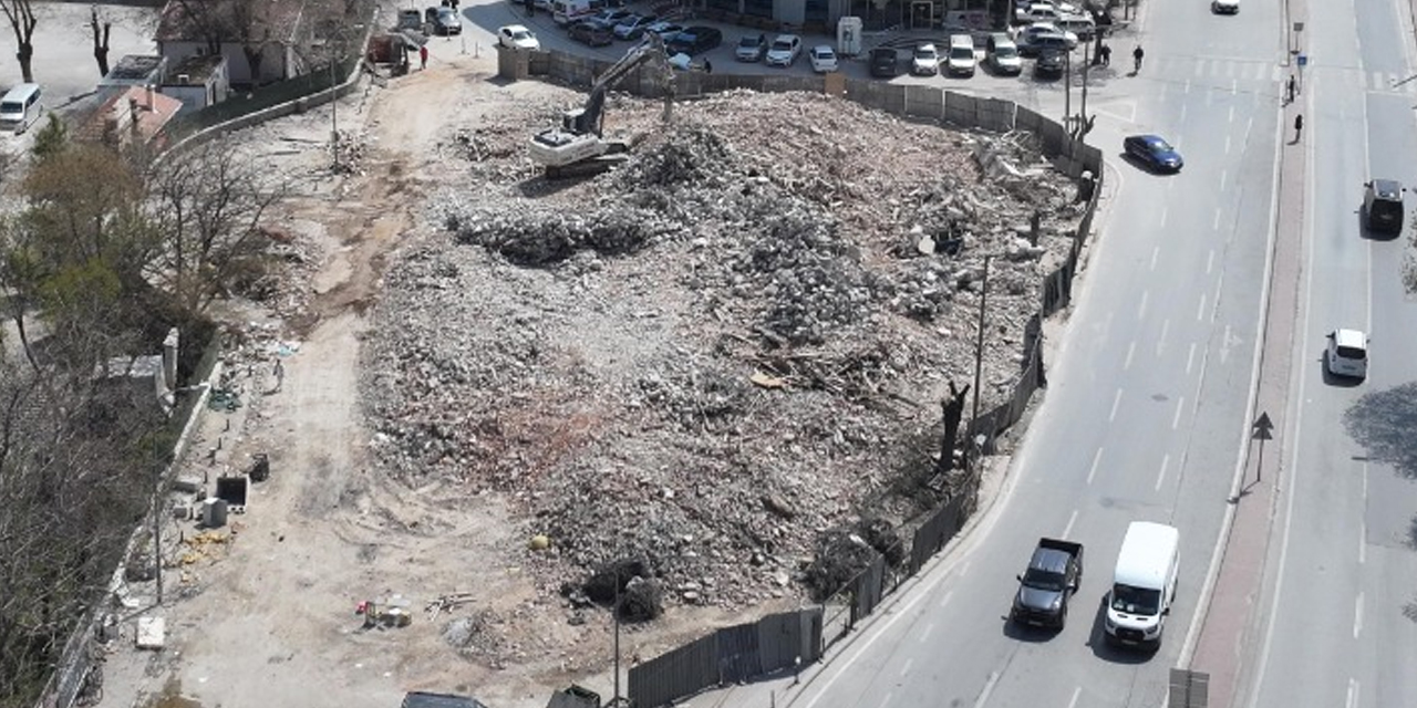 Konya’da Büyük Dönüşüm: Beşyol Kavşağı’ndaki O Binalar Yıkıldı!